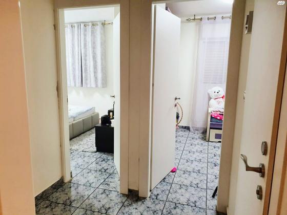 רגבים 12 (גני אביב)