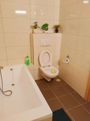 הרב אברהם רביץ 28 (נוה יעקב)