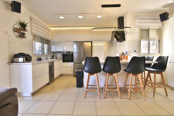 יקינטון 14 (גבעת הרקפות)