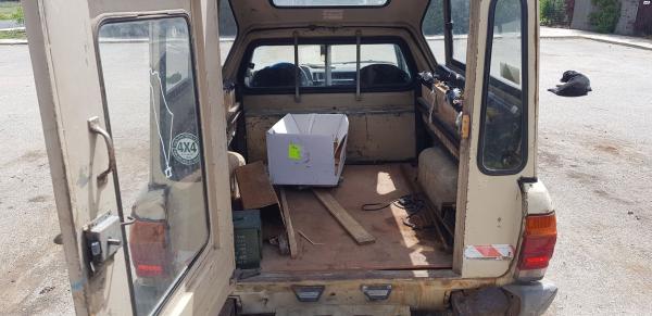 סובארו טנדר 2X4 (1988)