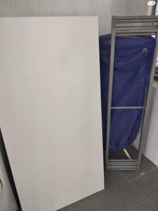 שולחן לבן של איקאה: GALANT