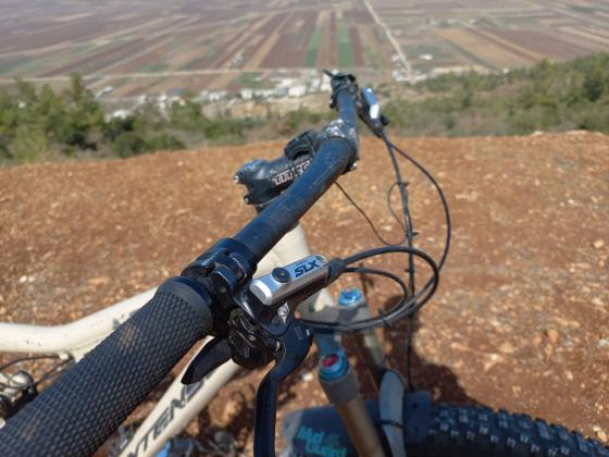 אופניים של INTENSE במצב מצויין!שילדת
