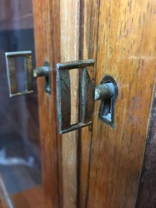 מזנון/ויטרינה דניש וינטאג? שנות ה