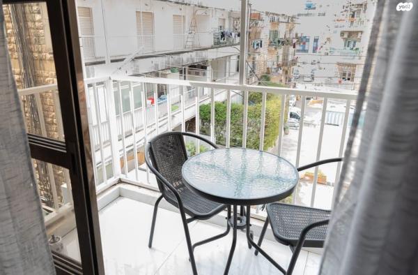 אגריפס 72 (מחנה יהודה)