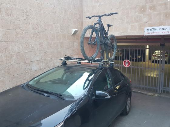 גגון לרכב מסוג טולה thule+שני