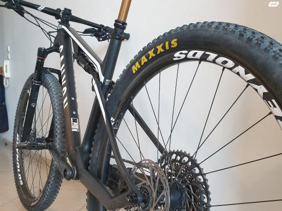 אופני קרוס קאנטרי מדהימים וקלילים,