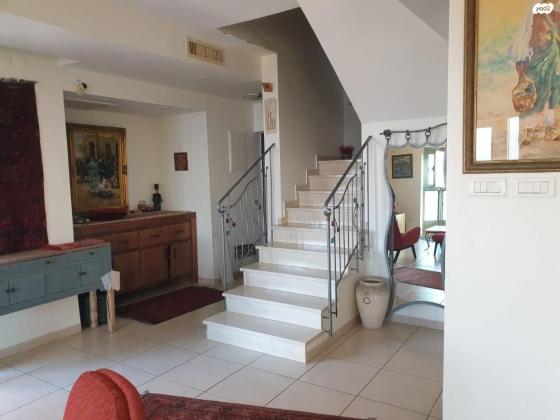 משה גוט לוין 11 (רמת ספיר)