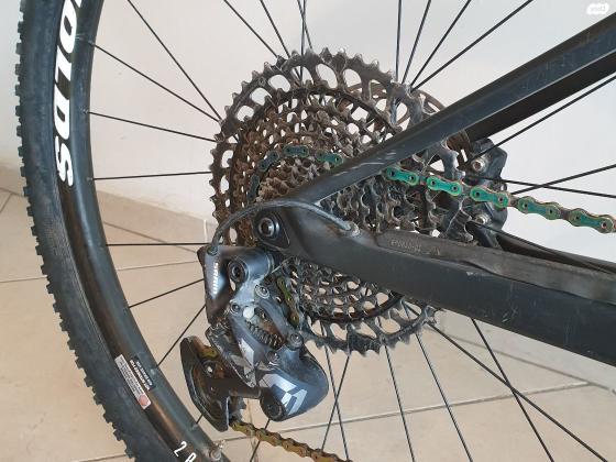 אופני קרוס קאנטרי מדהימים וקלילים,