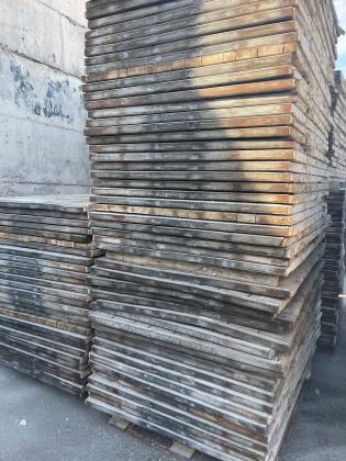 פלטות עצ מסוג אורן מידת