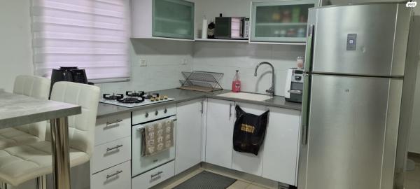 אחיהוד בן שלומי 8