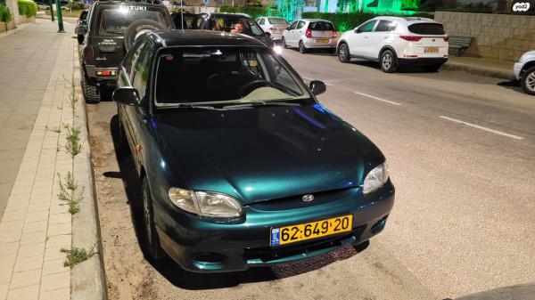 יונדאי אקסנט (עד 2012) (1998)