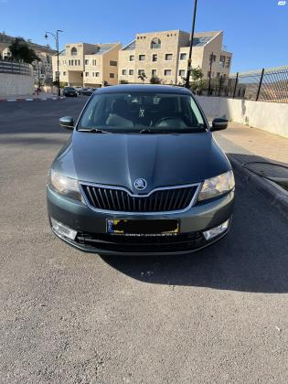 סקודה ראפיד (2015)
