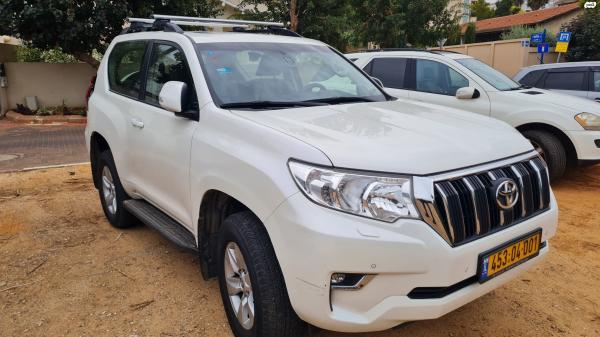 טויוטה לנד קרוזר קצר (2018)