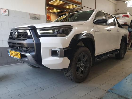 טויוטה היילקס 4X4 (2020)