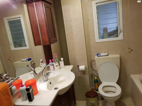 גוש עציון 5 (גבעת הרקפות)