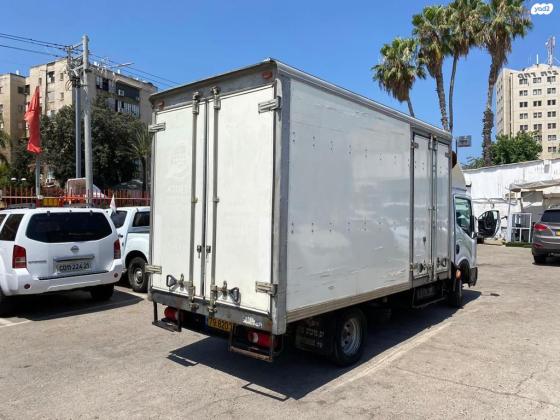 ניסאן קבסטאר (2011)