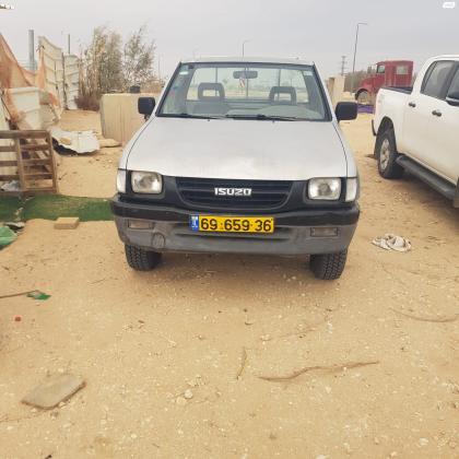 איסוזו איפון 4X4 (2003)