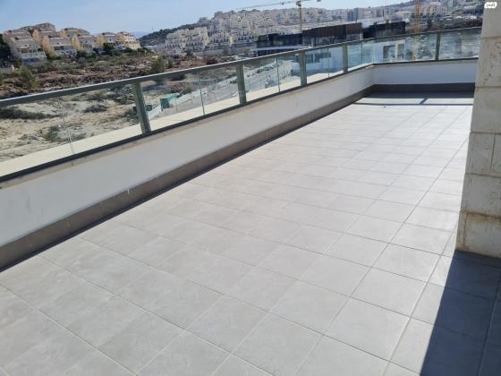 רבי מנחם פרוש 12 (רמת בית שמש ג')