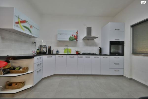 מקור ברוך 15 (מרכז העיר)