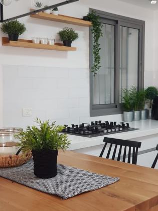 אהוד מנור 19 (קרית האמנים)