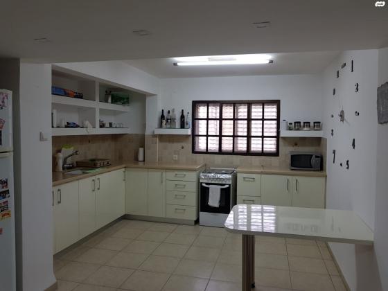 גוש עציון 5 (גבעת הרקפות)