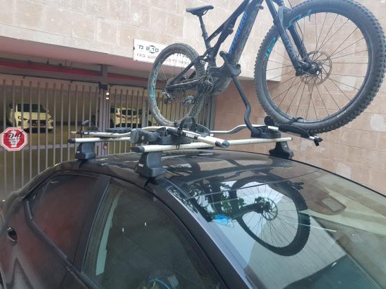 גגון לרכב מסוג טולה thule+שני