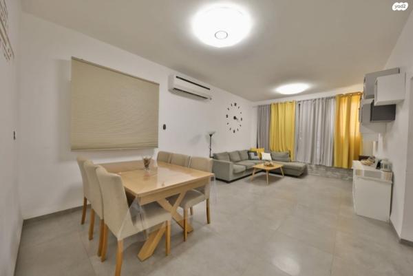 מקור ברוך 15 (מרכז העיר)