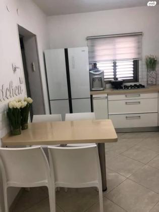 חיים משה שפירא 23 (רובע ד)