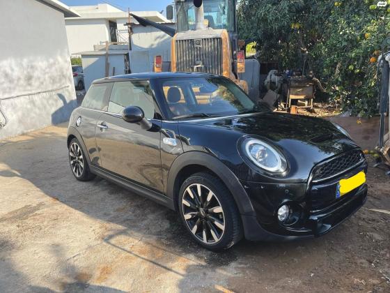 מיני קופר (2019)