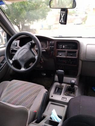 איסוזו איפון 4X4 (2003)