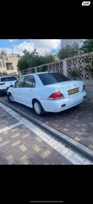 מיצובישי לנסר קלאסיק (2008)