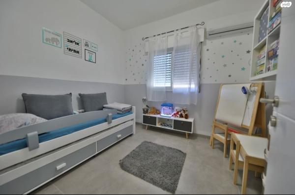 מקור ברוך 15 (מרכז העיר)