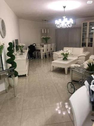 חיים משה שפירא 23 (רובע ד)