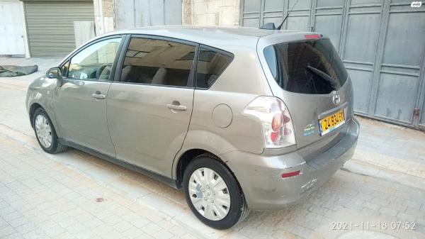 טויוטה ורסו (2007)