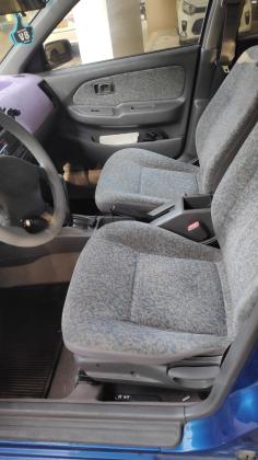 ניסאן אלמרה (1999)