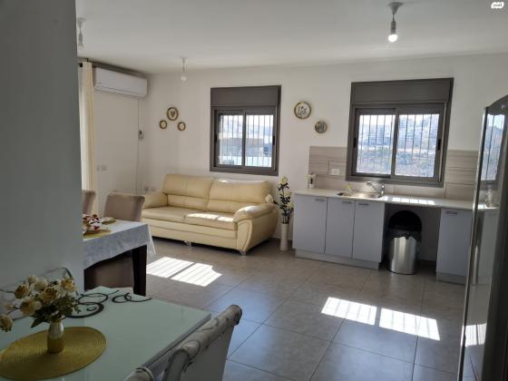 רבי מנחם פרוש 12 (רמת בית שמש ג')