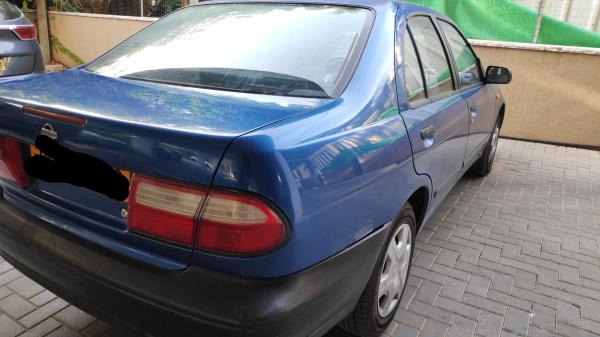 ניסאן אלמרה (1999)