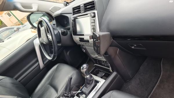 טויוטה לנד קרוזר קצר (2018)