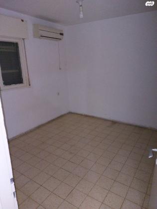 הרב פרץ ציוני 4 (מרכז העיר)