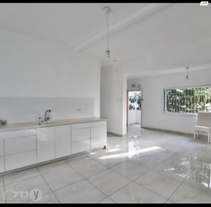 סמטת יפתח 8 (תל גנים- קרית בורוכוב)