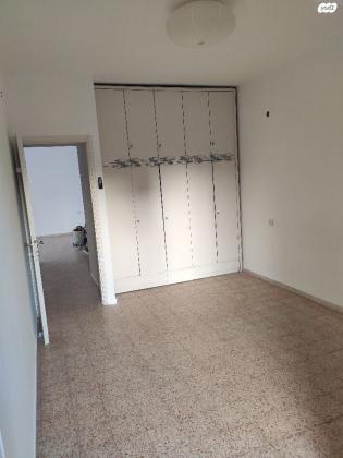 פתח תקווה 2 (קרית עבודה)