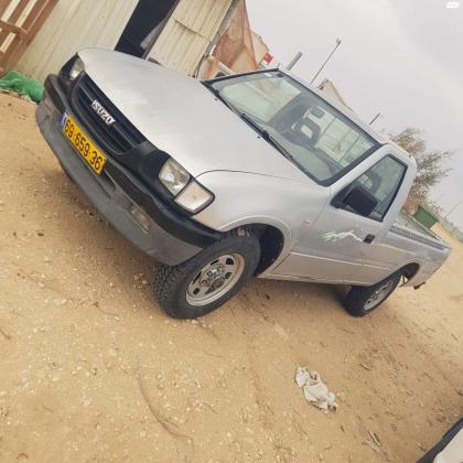 איסוזו איפון 4X4 (2003)