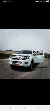 איסוזו 4X4 D-MAX (2012)