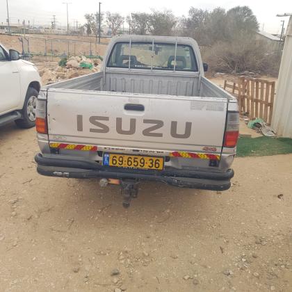איסוזו איפון 4X4 (2003)