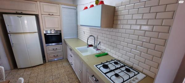 קדיש לוז 12 (לב העיר)