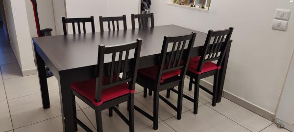 שולחן אוכל נפתח של איקאה