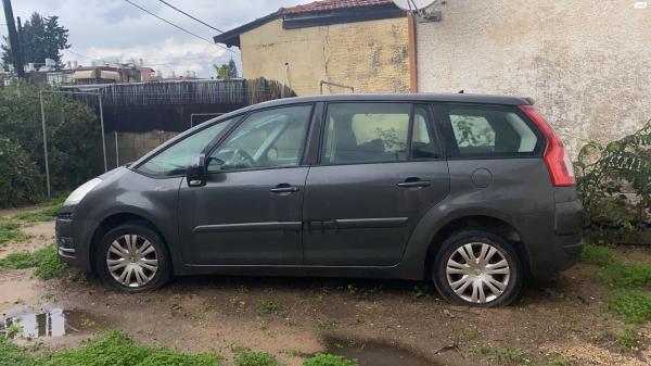 סיטרואן C4 פיקאסו (2012)