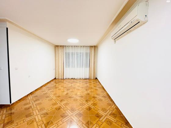 אבא אחימאיר 9 (קריית מנחם בגין)