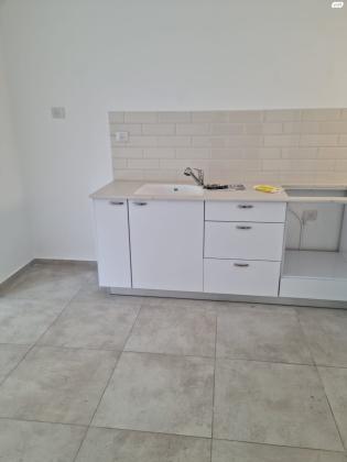 זלמן שניאור 23 (רמות רמז)