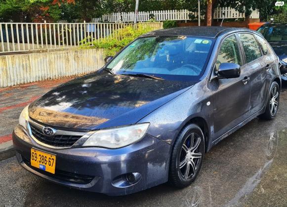 סובארו B3 האצ'בק (2008)